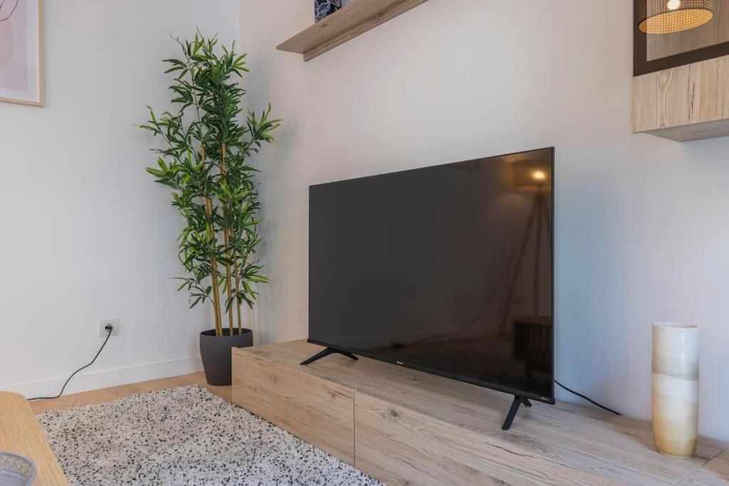 Campolide Lovely 2 Bedroom By Innkeeper Lisboa Exterior foto